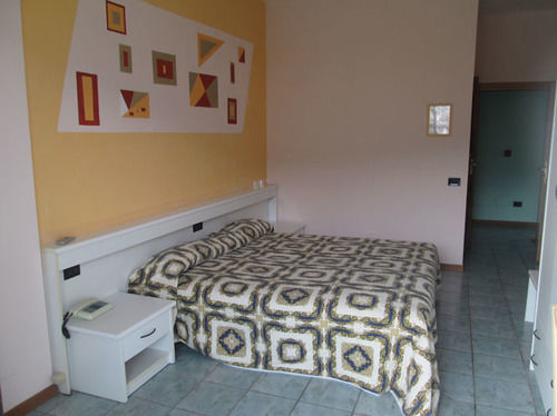 Hotel Stazione Паратико Экстерьер фото
