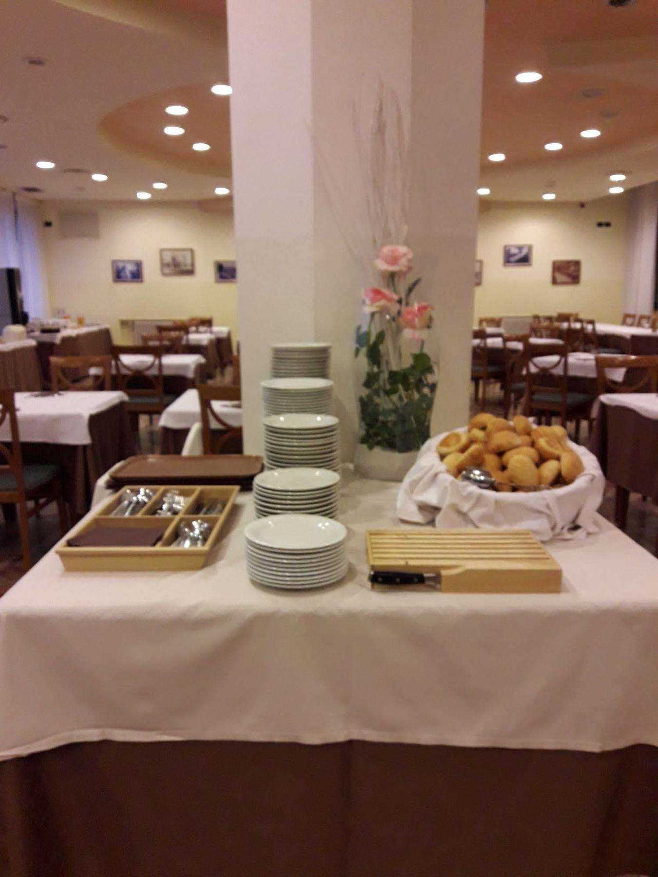 Hotel Stazione Паратико Экстерьер фото